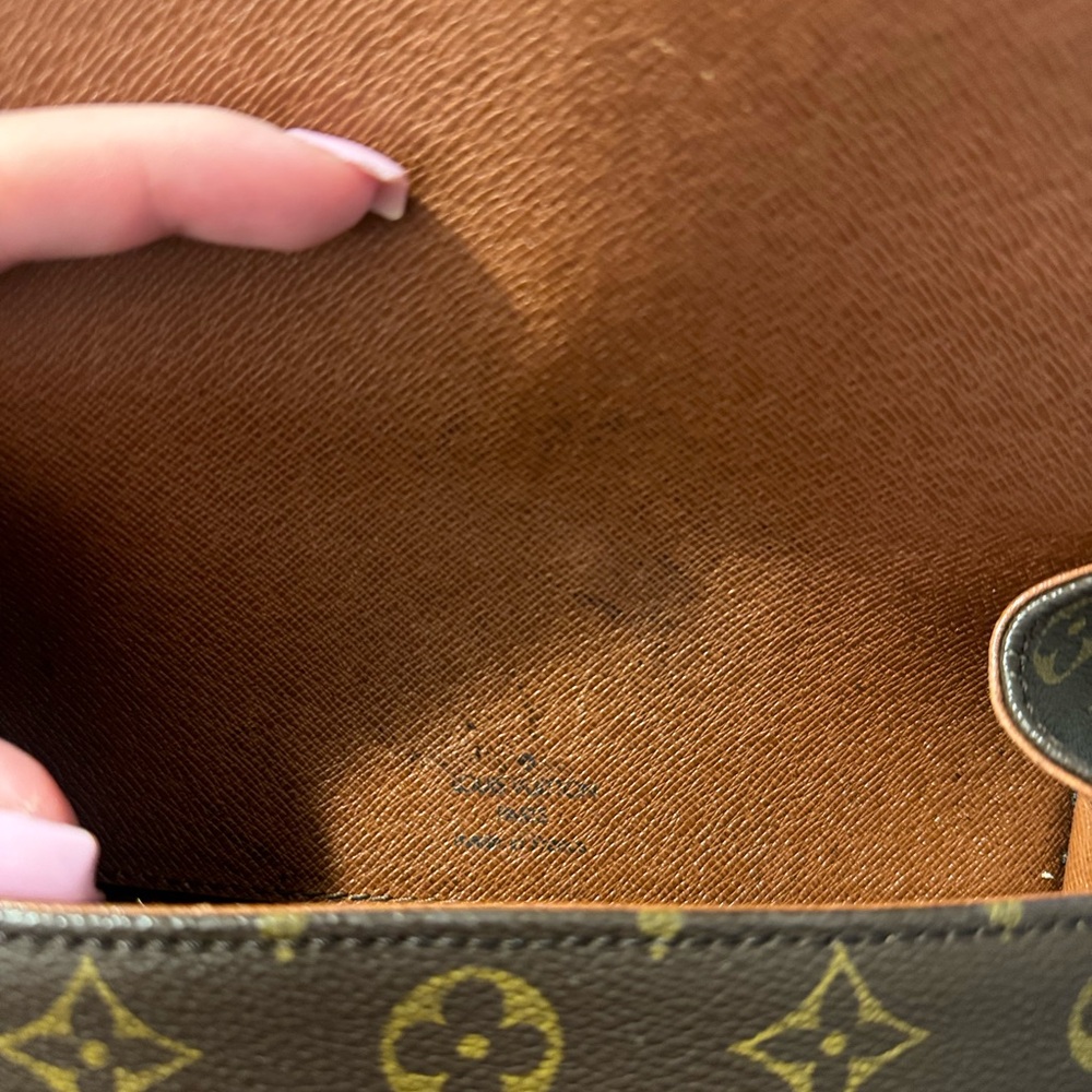 Louis Vuitton Monogram Canvas Saint Cloud MM Crossbody Bag - Picture 11 of 16